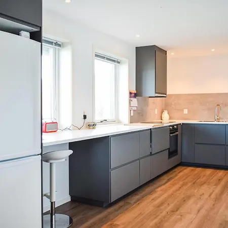 2 Bedroom Cozy In *